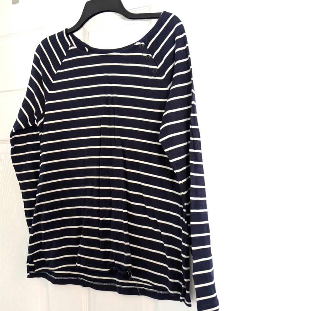 Gap striped long sleeves tee